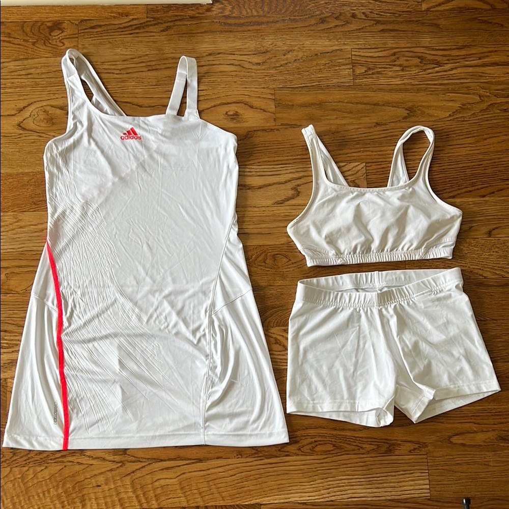 Adidas Women's Tennis Set Size Small